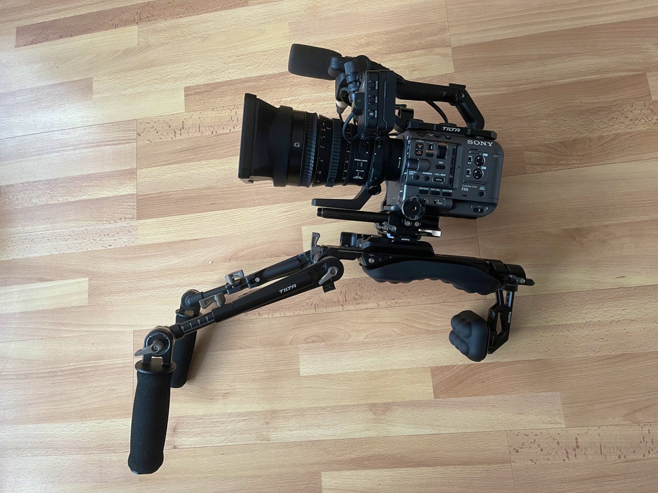 Rent Tilta Lightweight Shoulder Rig from Paul ., Alwoodley Rent Tilta Lightweight Shoulder Rig from Paul ., Alwoodley
