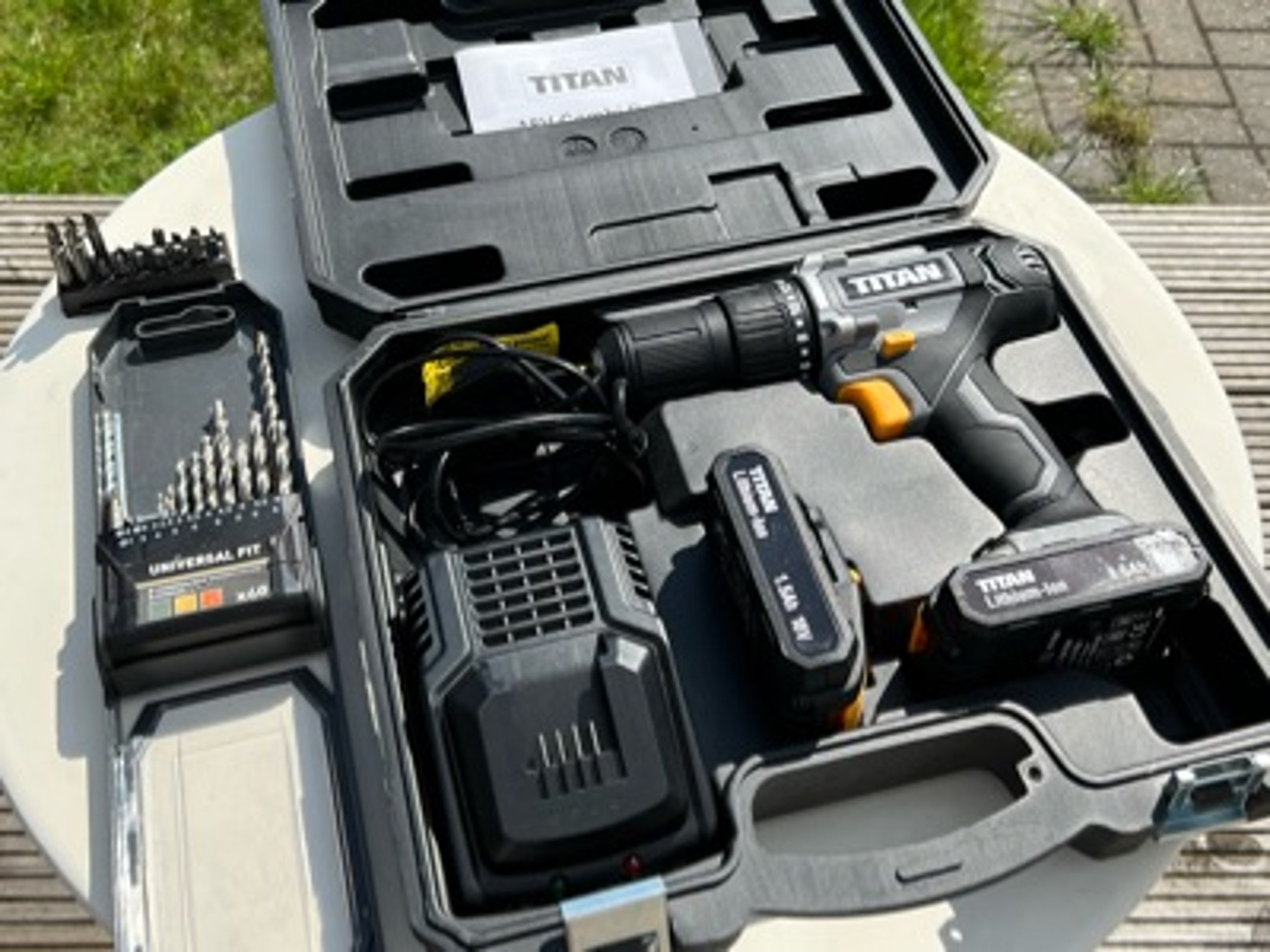 Titan cordless 18v combi drill