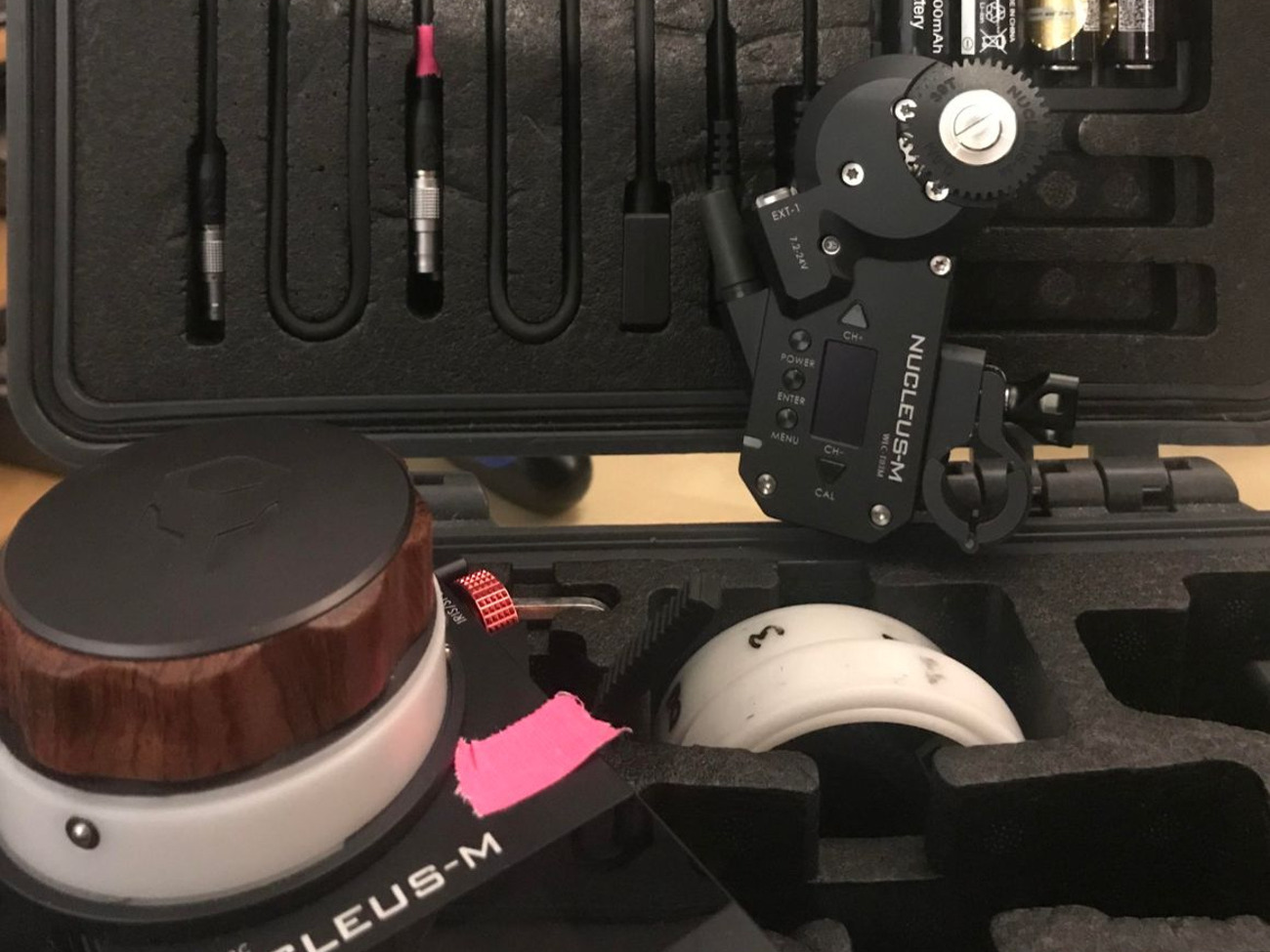 Titla nucleus m follow focus