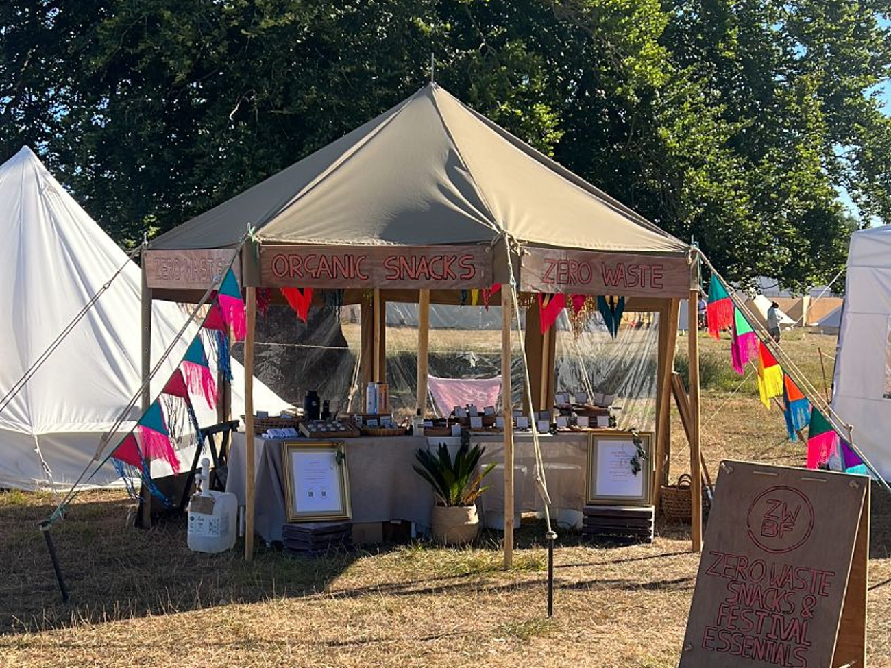 Traditional canvas 4m marquee 