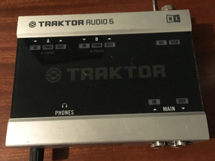 Traktor a6 dj timecode soundcard