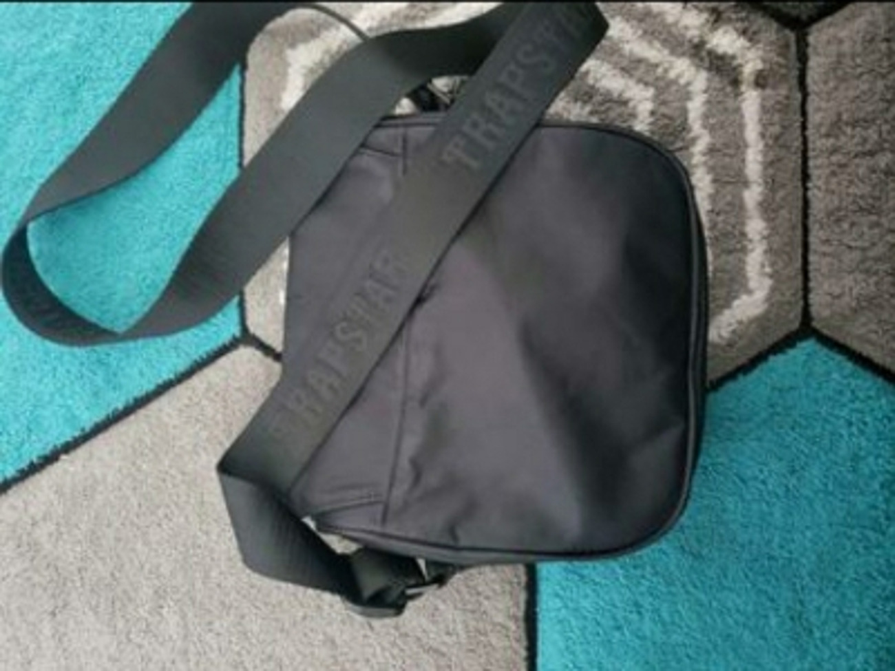 Trapstar crossbody bag