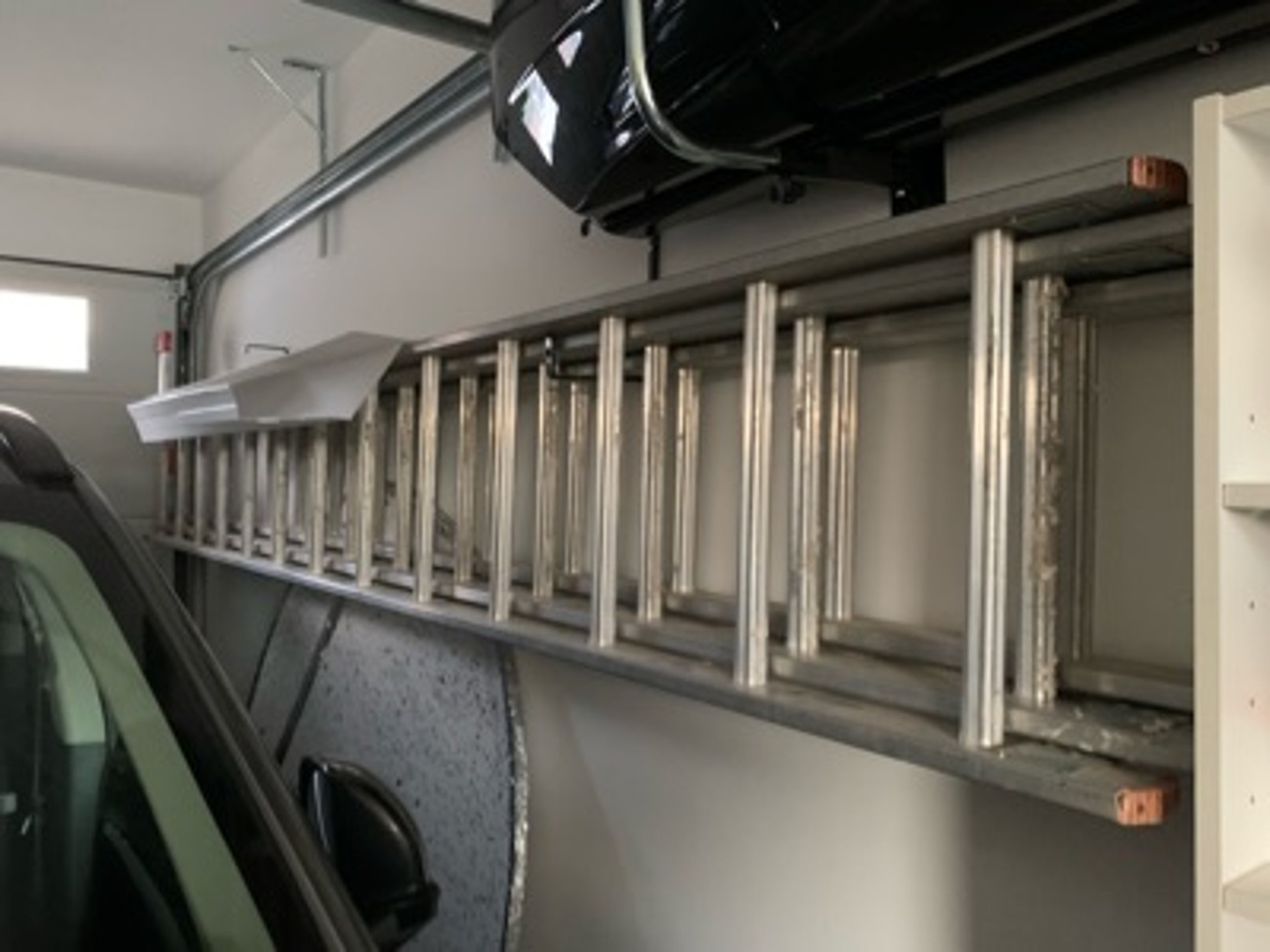 Triple extension ladder