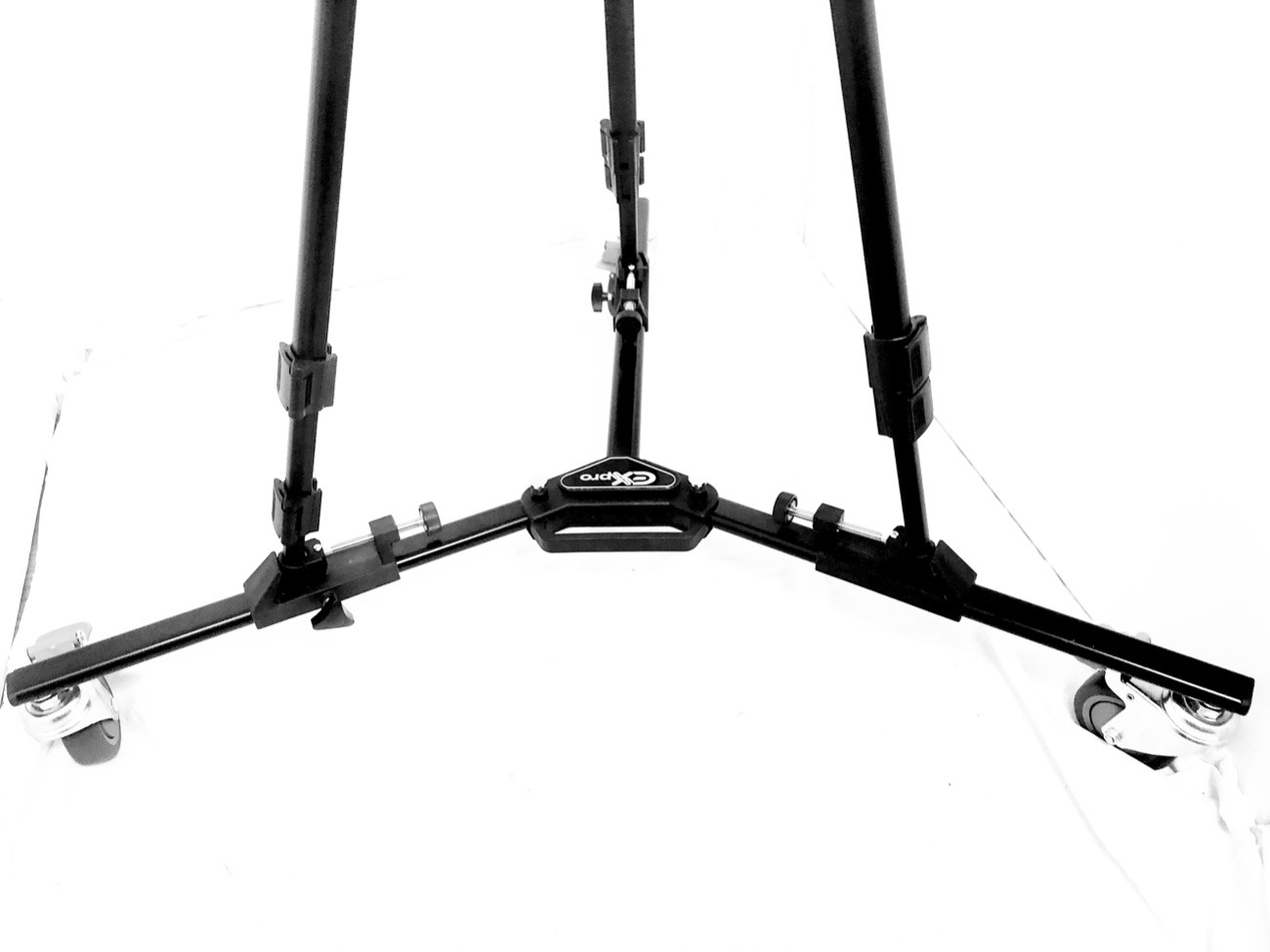 Tripod dolly spreader- light and heavy duty