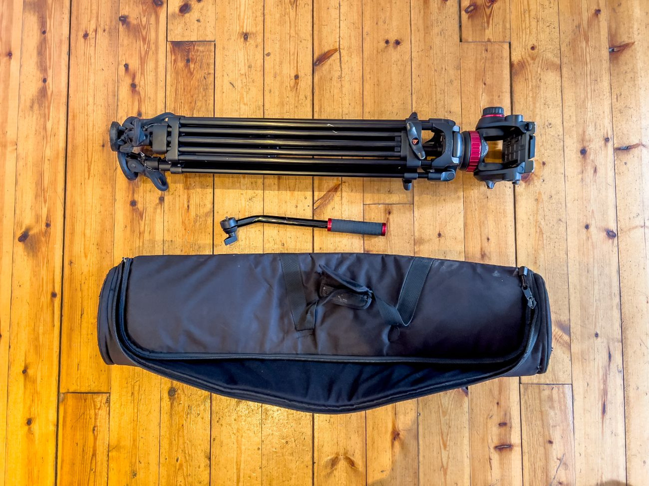 Tripod. manfrotto head, e-image legs