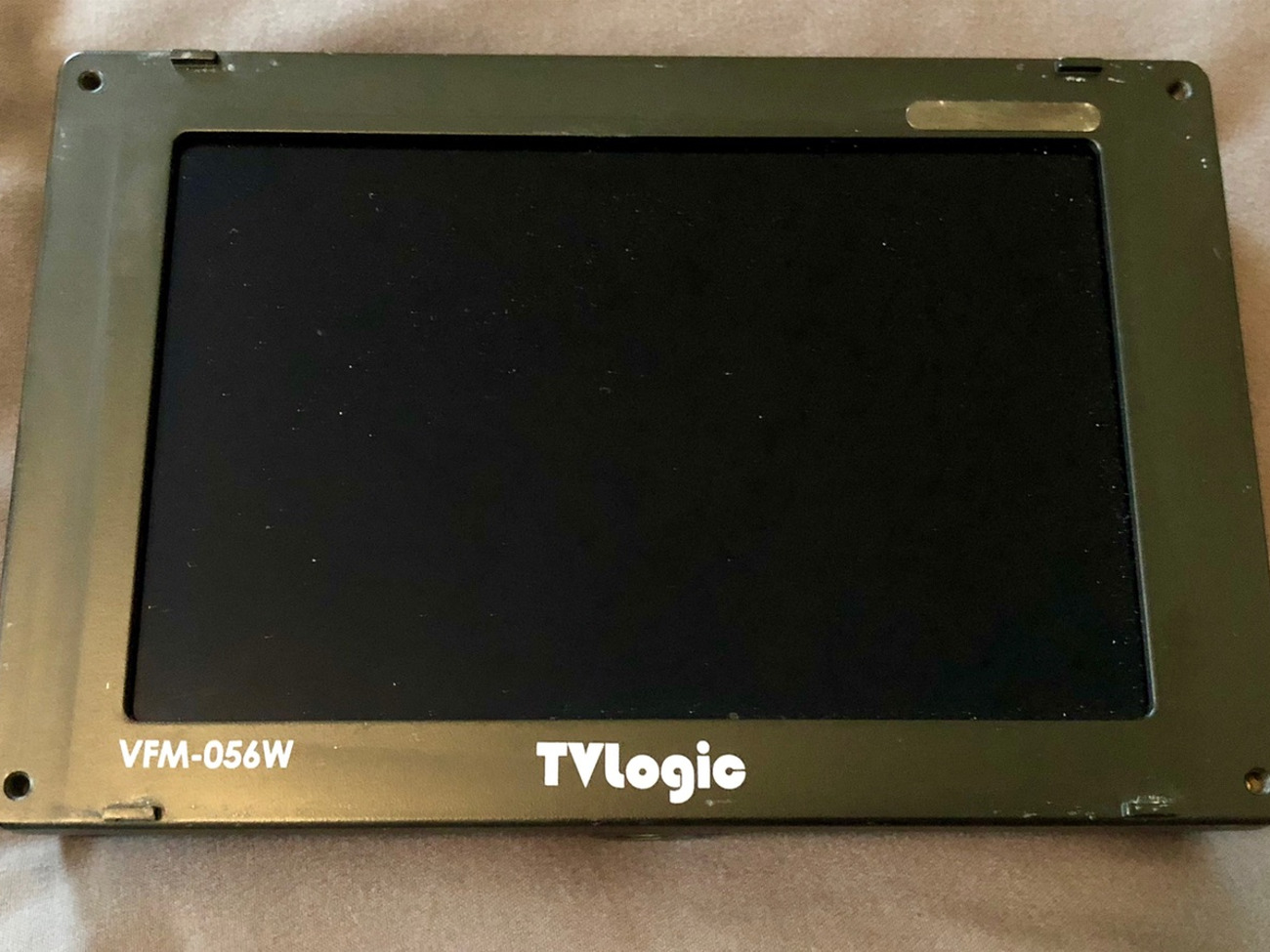TVlogic VFM-056W 5.6inchモニター TVlogic VFM-056W 5.6inchモニター