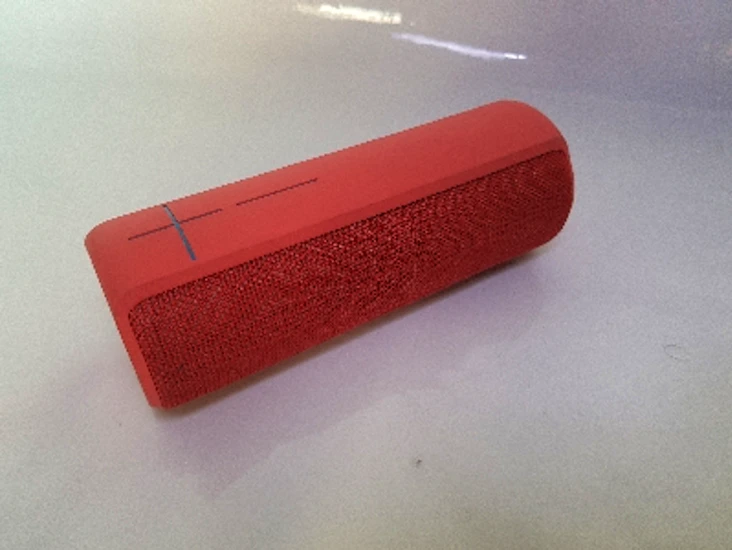 Ultimate ears boom 2 portable bluetooth speaker