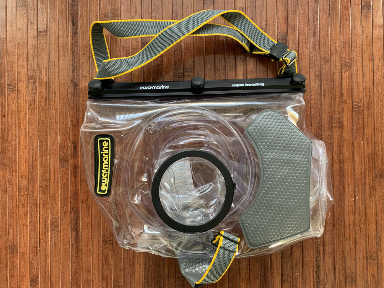 Underwater splash bag - ewa marine u-bfz100