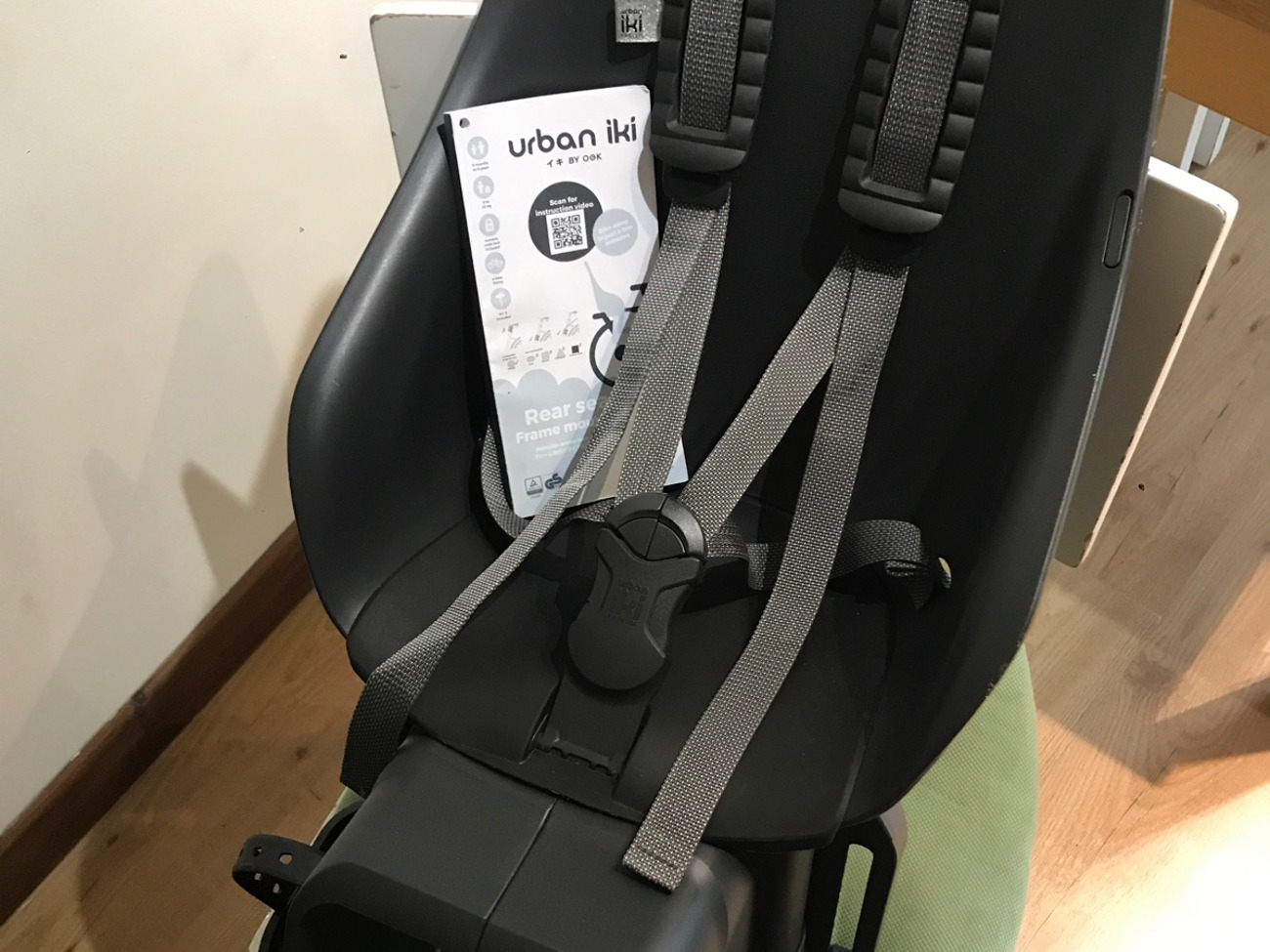 Urban iki rear bike seat bincho black 9 months to 6 y/o