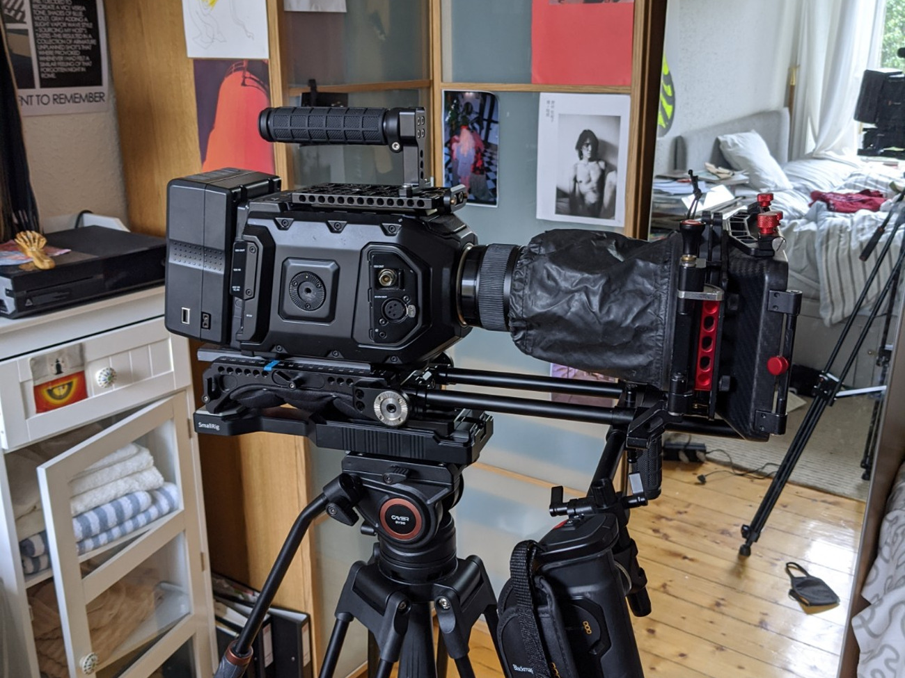 Ursa mini 4.6k (operator)