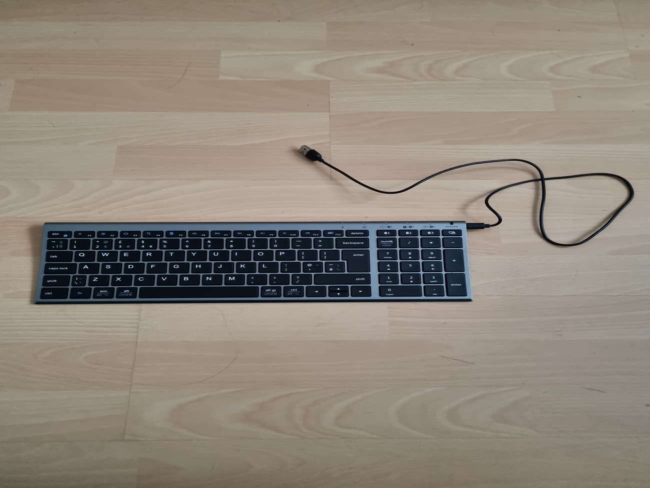 Iclever wireless soft-touch keyboard ic-bk10