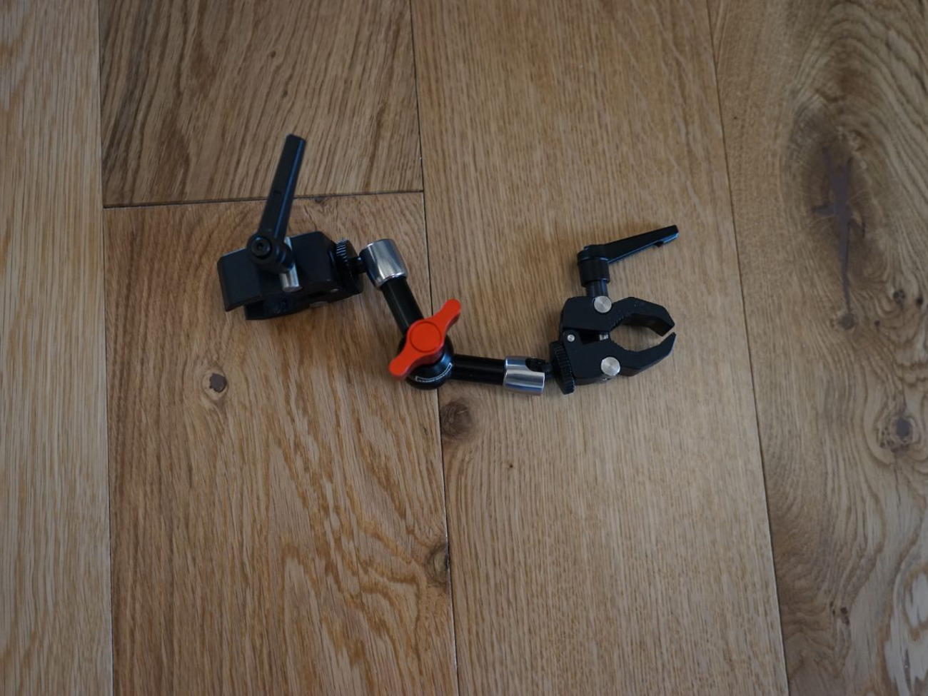 Various clamps 