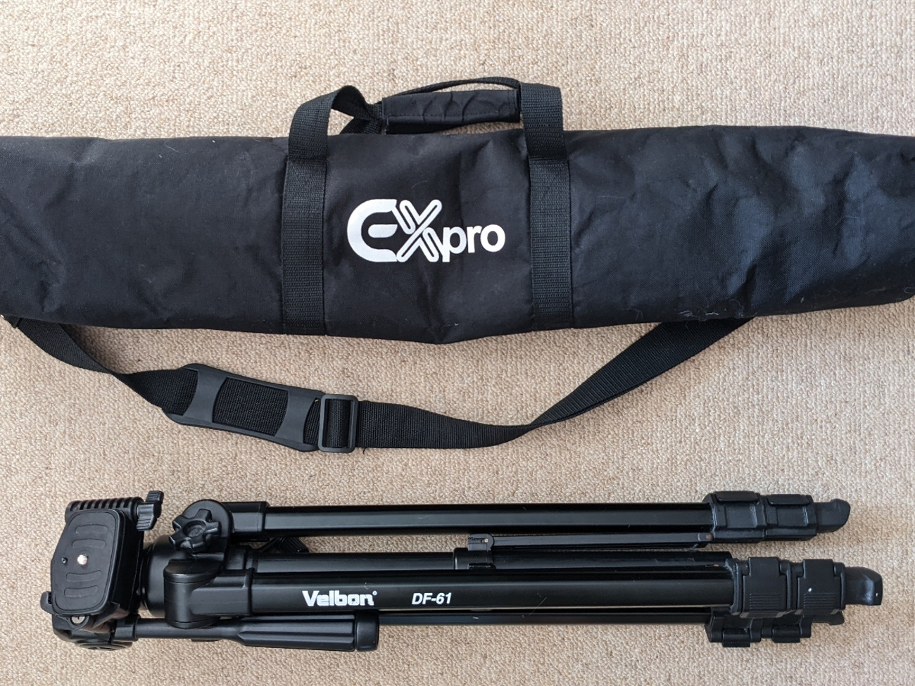 Velbon df-61 tripod