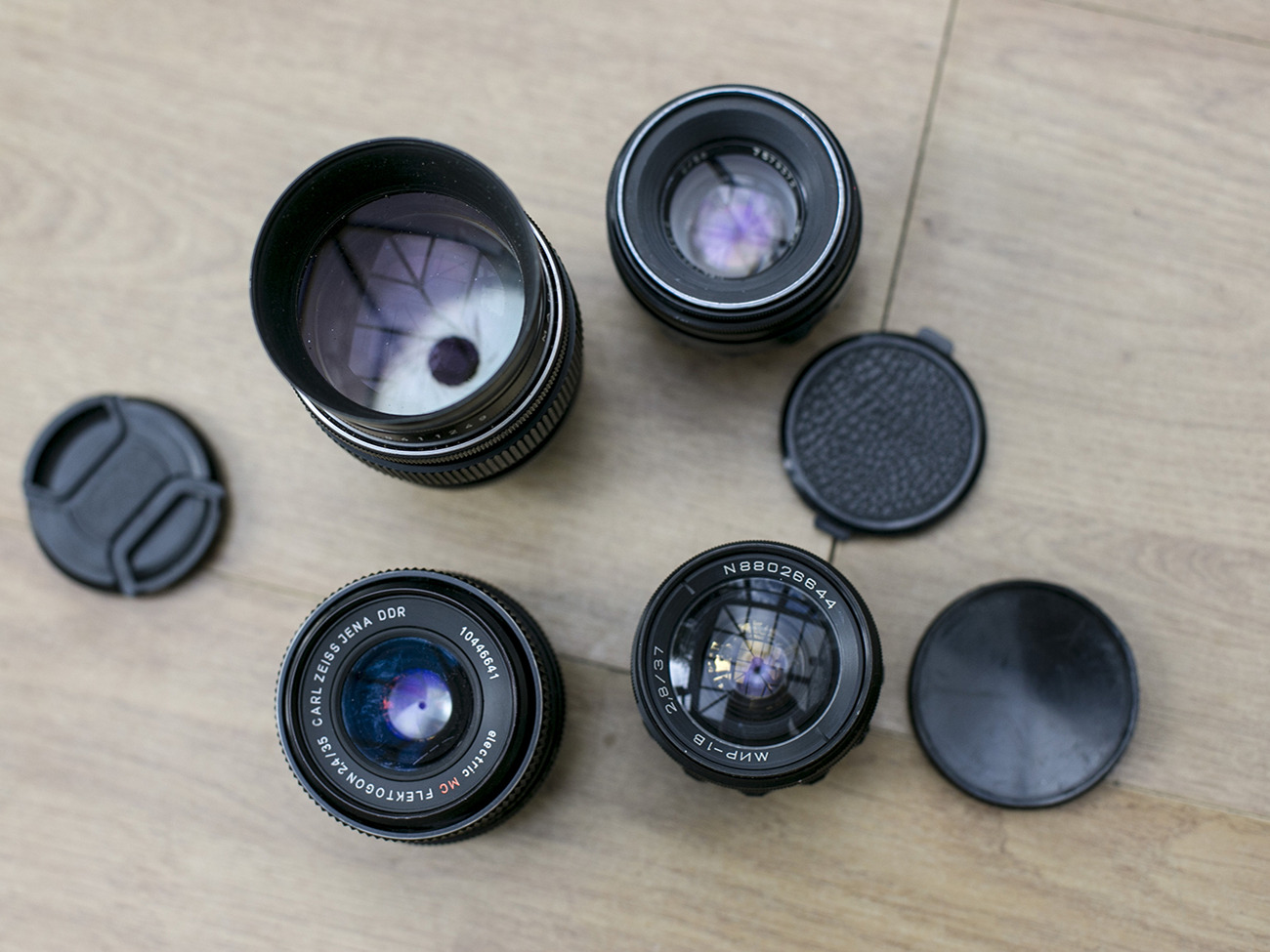 Vintage lens: 58mm / 2.0f helios