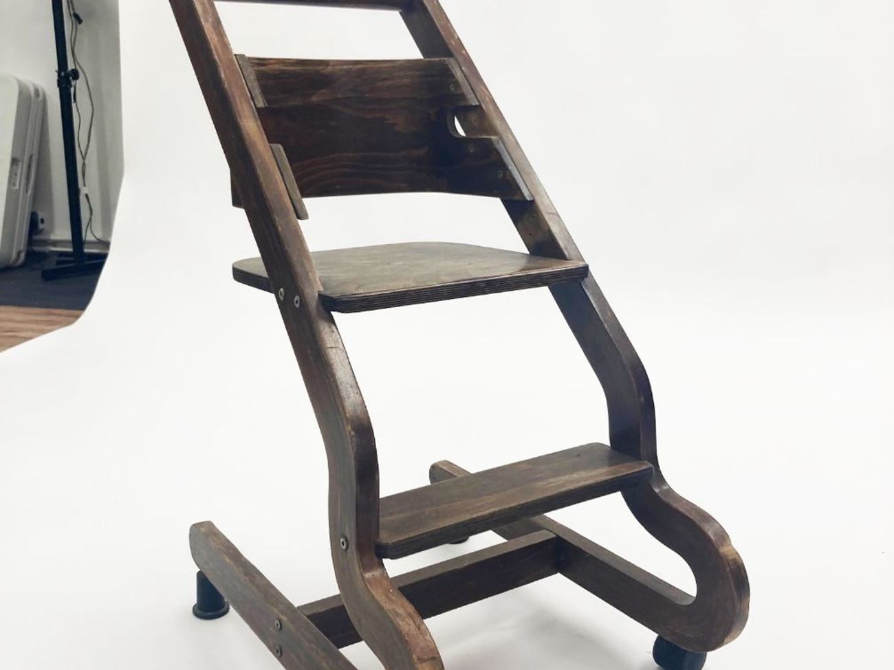 Vintage wooden prop chair/steps