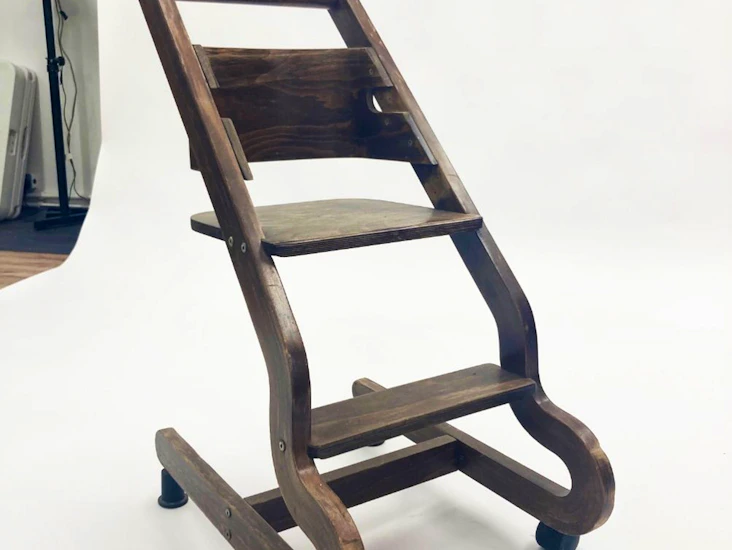 Vintage wooden prop chair/steps