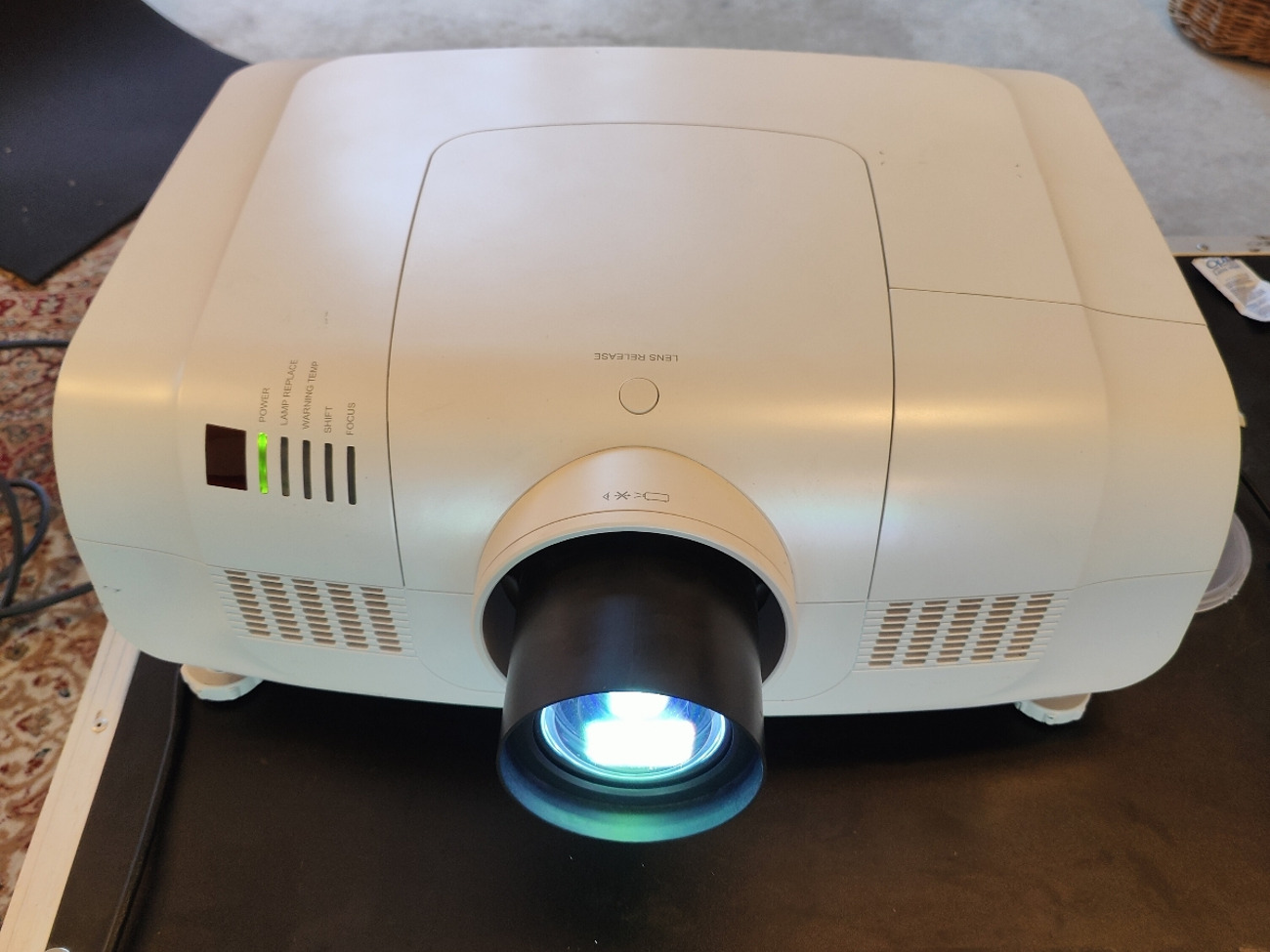 Projector vivibright plwu8100f 8000 ansi lumens projector