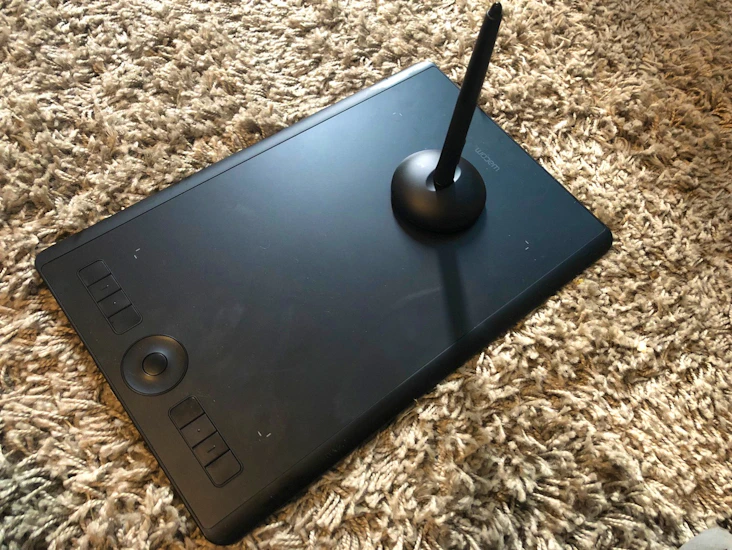 Wacom intuos pro (most recent model)