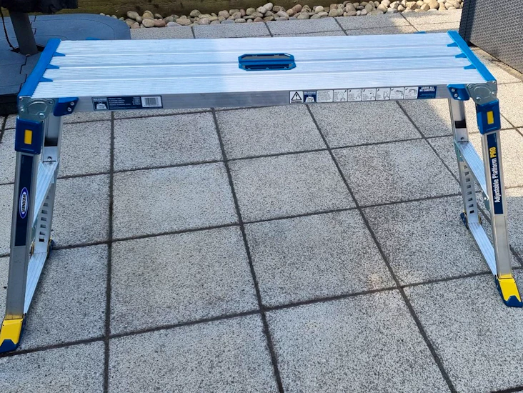 Werner pro adjustable platform / step ladder / hop up