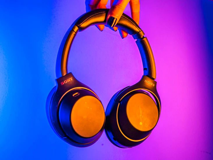 Wh-1000xm3 wireless noise cancelling headphones