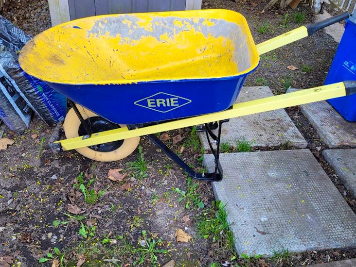 Wheelbarrow