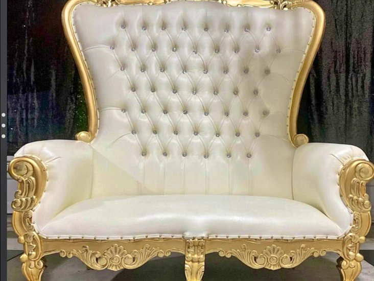 White and gold double throne chair