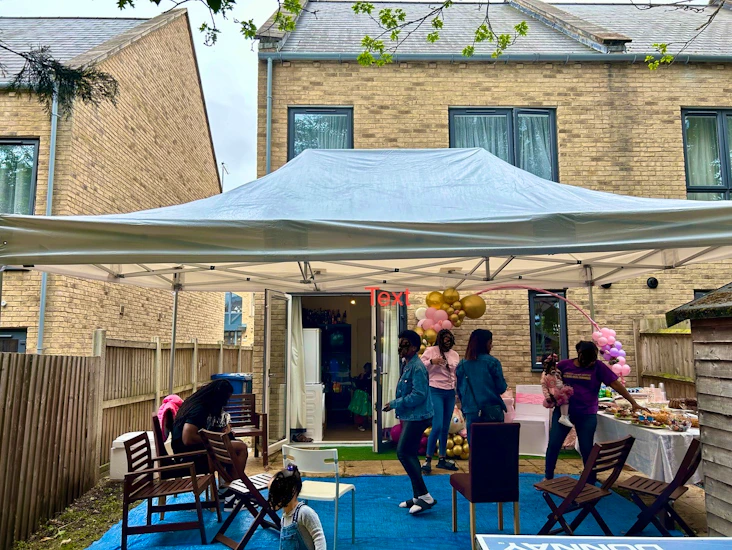 White pop up gazebo 4mx6m ( x2 panoramic widow)