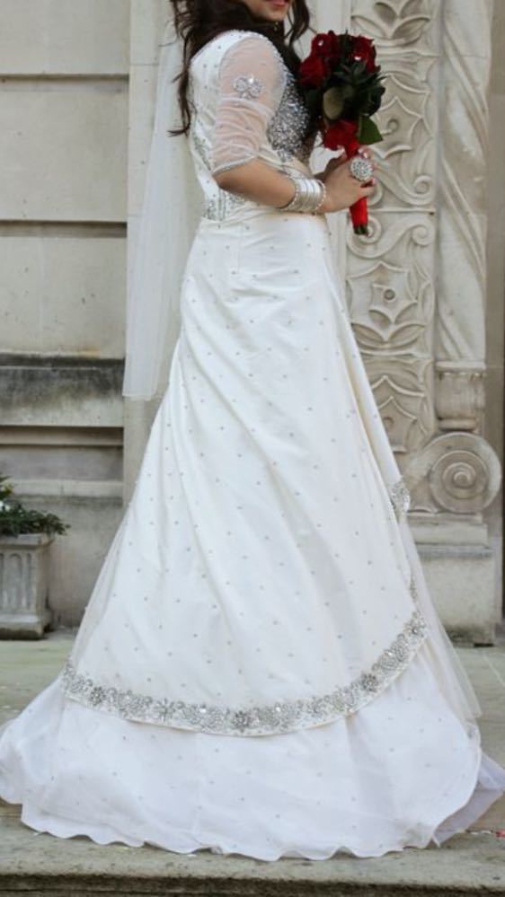 White wedding dress