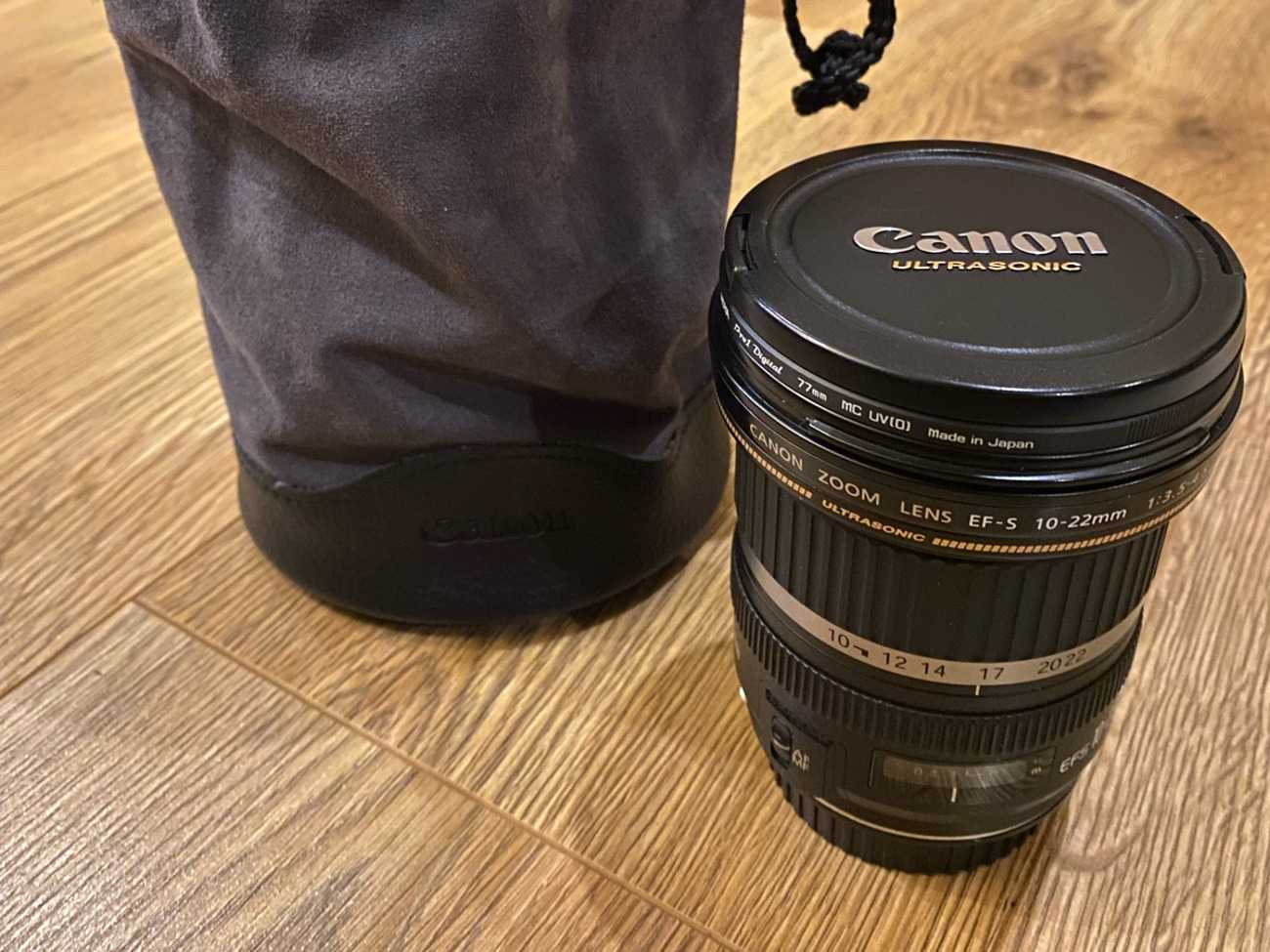 Wide angle zoom canon ef-s 10-22 mm f/3.5-4.5 usm