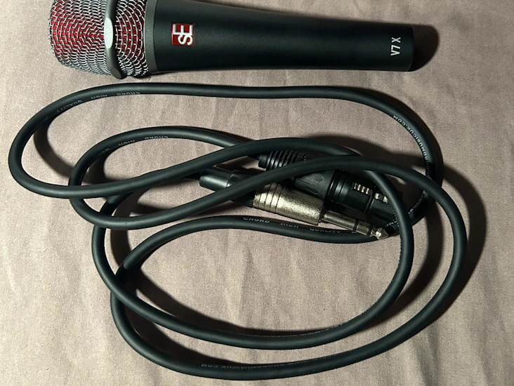Wired microphone