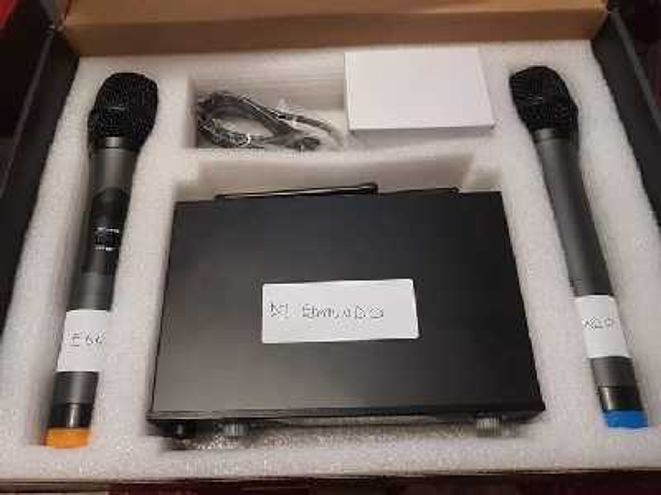 Wireless microphone 