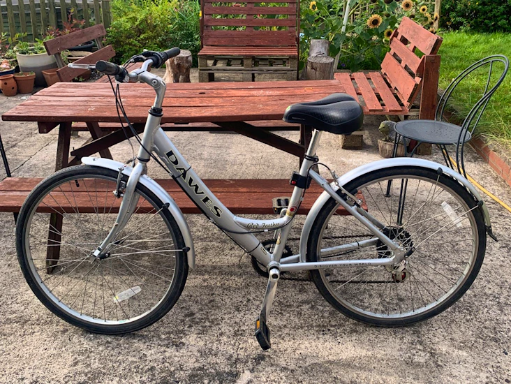 Womens mountain bike