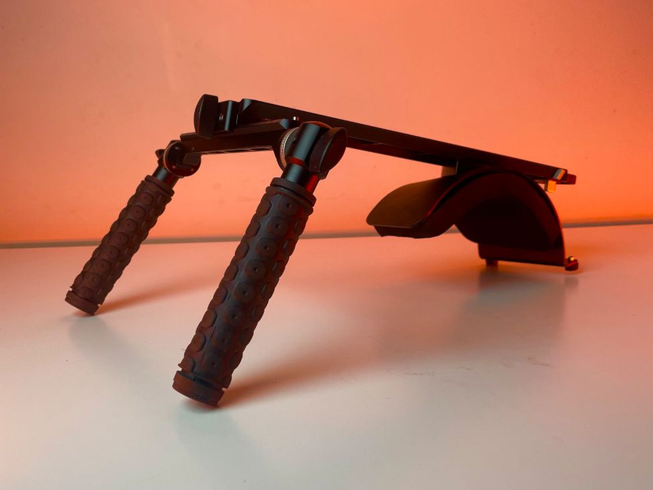 Wooden camera shoulder rig v3