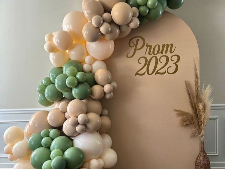 Wooden chiara backdrop