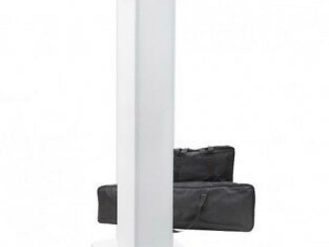 X2 moving head podium