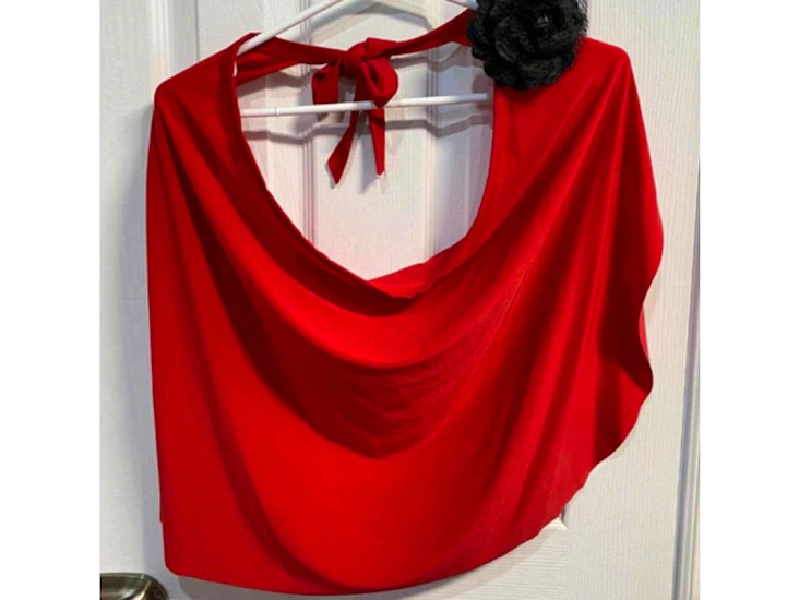 X341 ladies red capelet