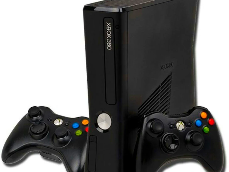 Xbox 360 with games and controller