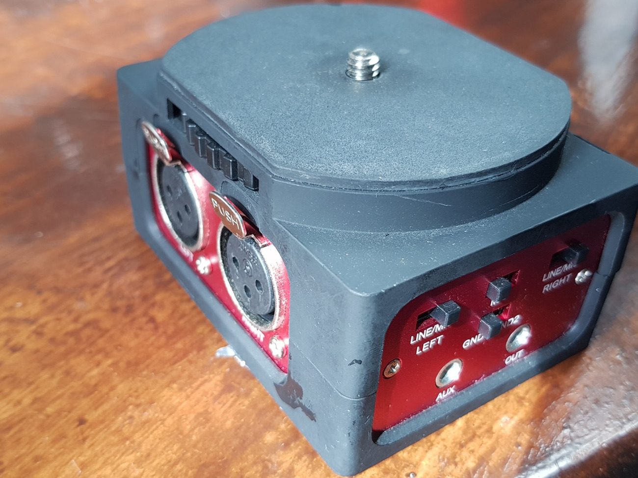 Xlr breakout box for dslr plus xlr cable