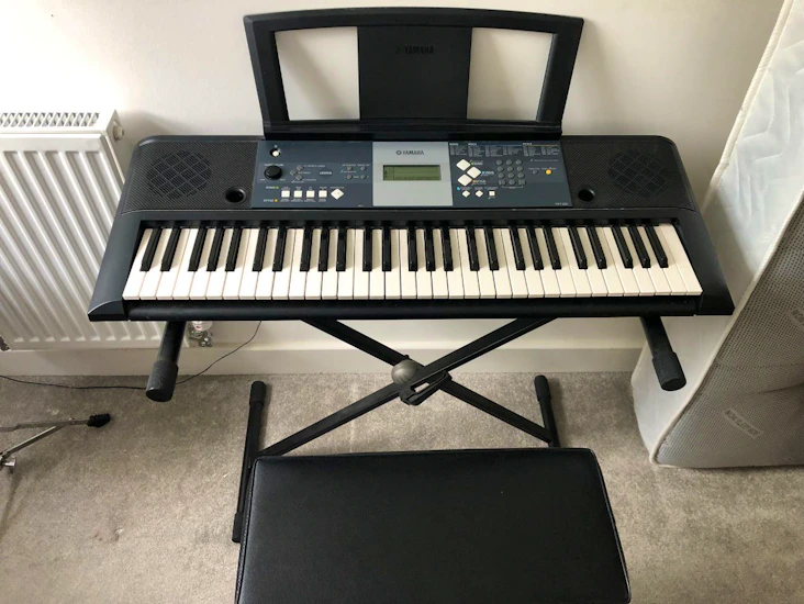 Yamaha digital keyboard