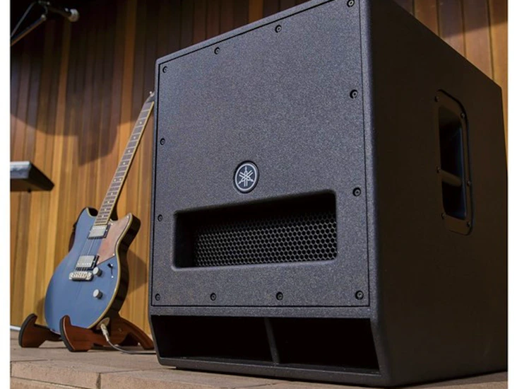 Yamaha dxs15 active subwoofer