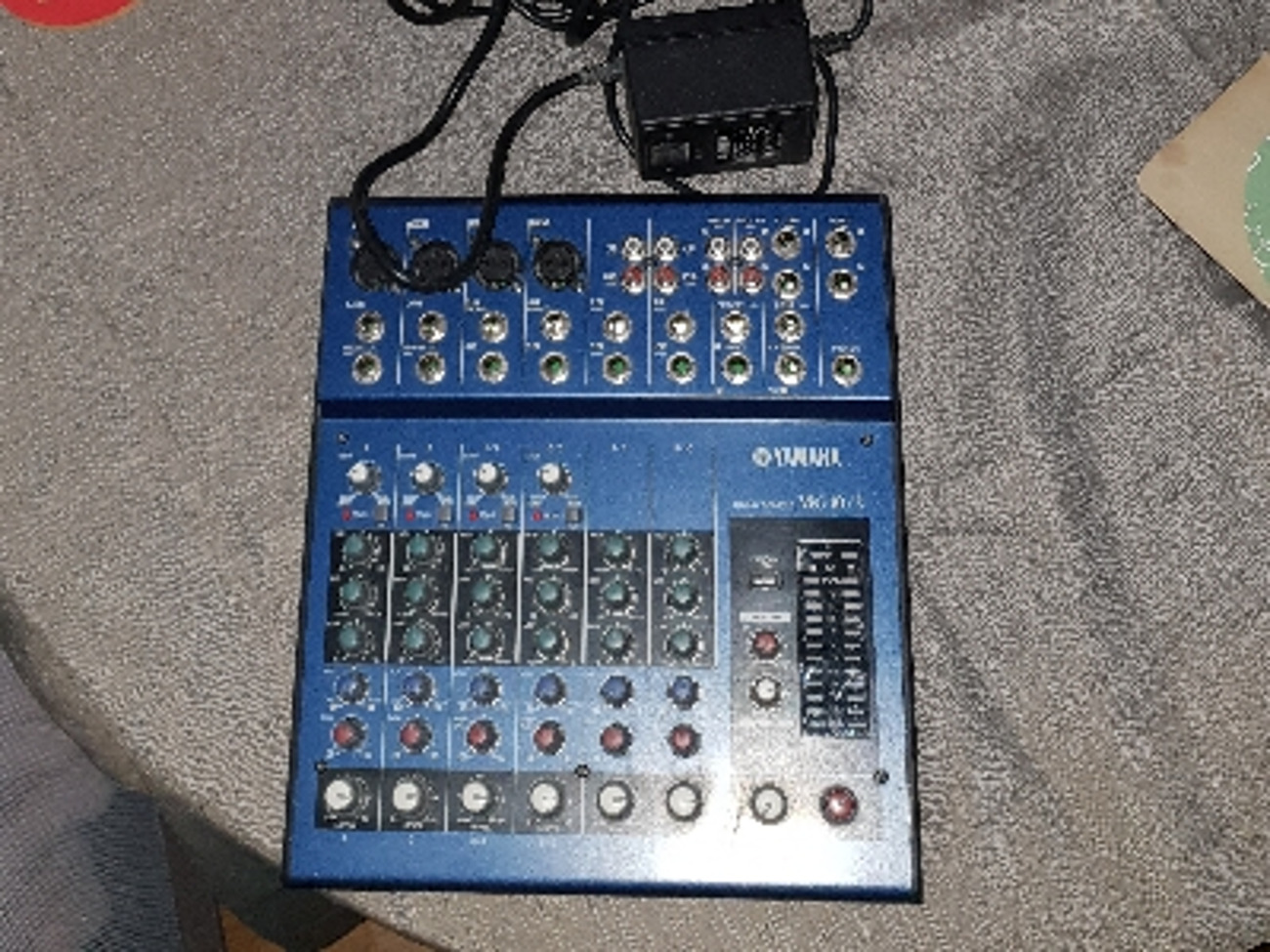 Yamaha mg10/2 mixing console 