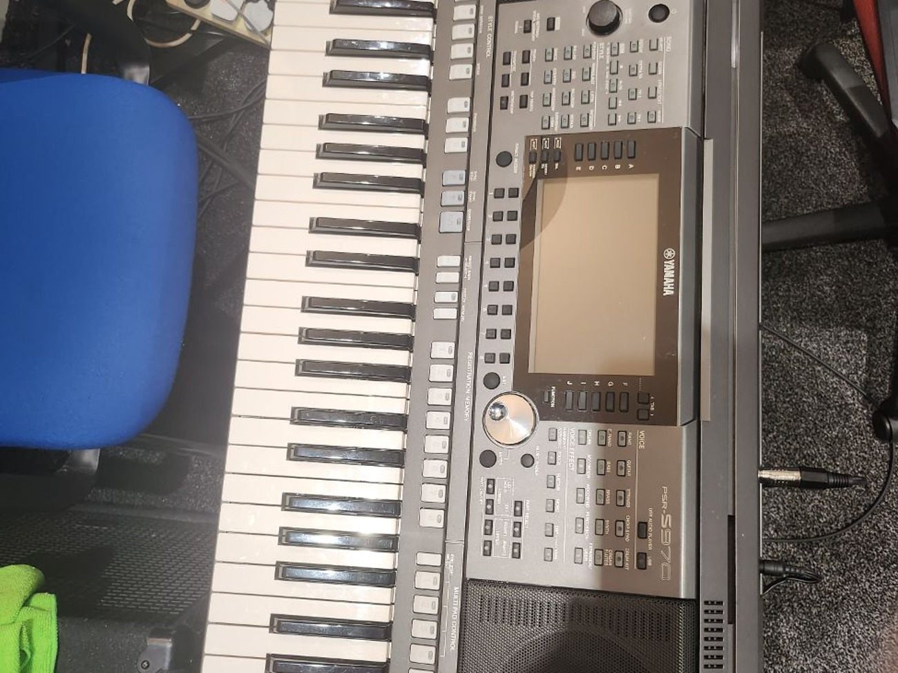 Yamaha psr s970 keyboard