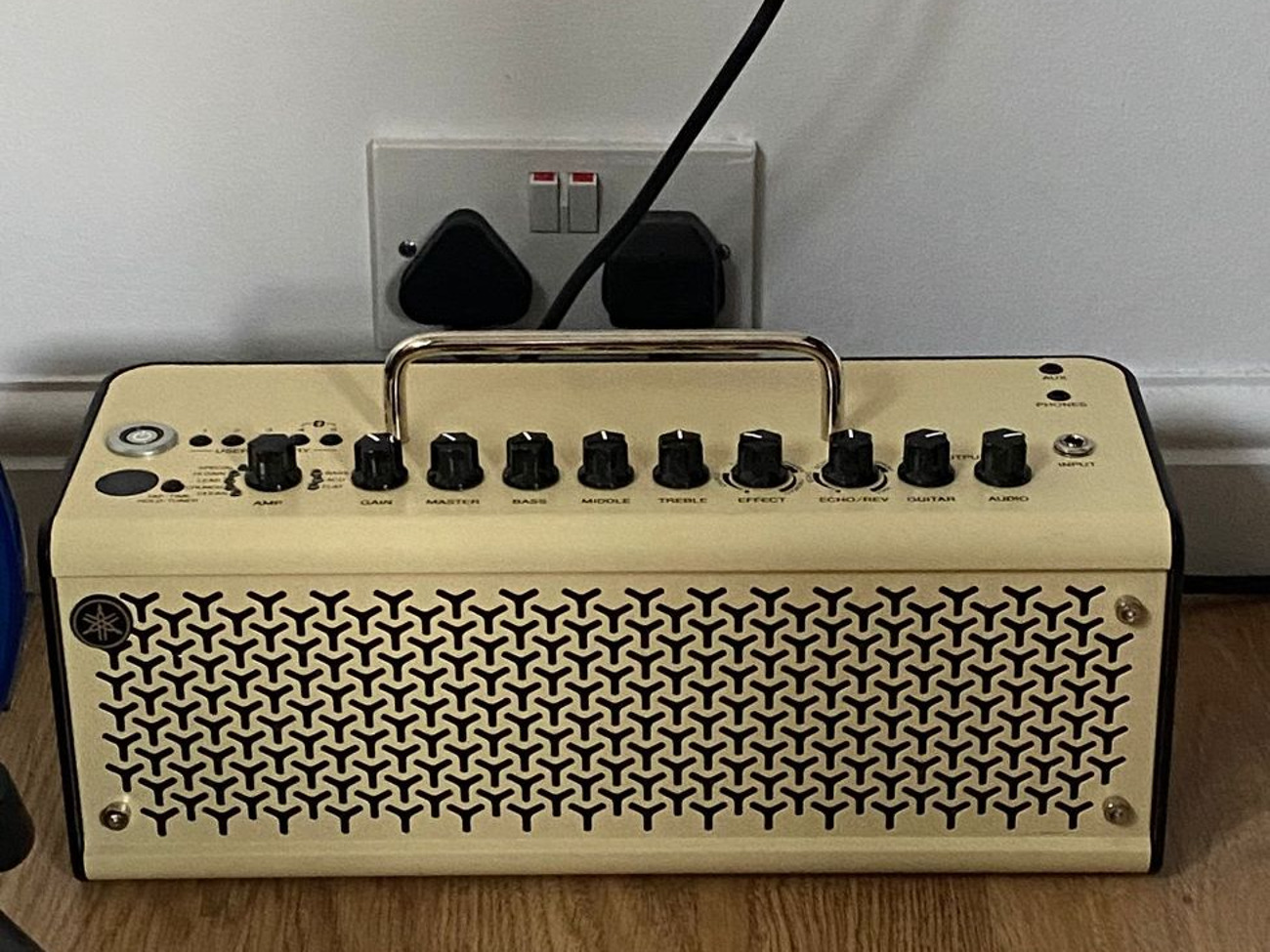 Yamaha thr10ii desktop combo amp