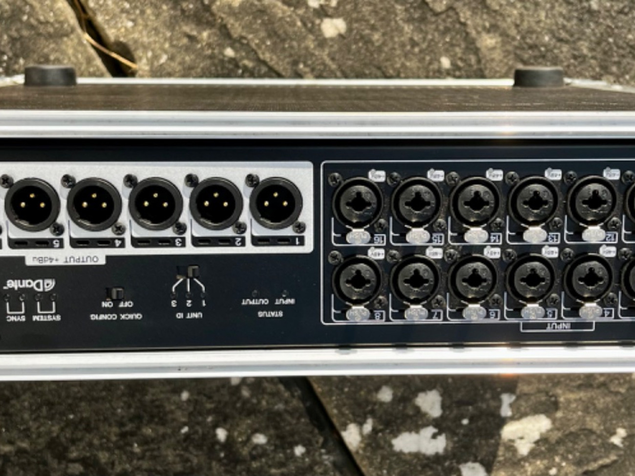 Yamaha tio 1608 - dante stage box