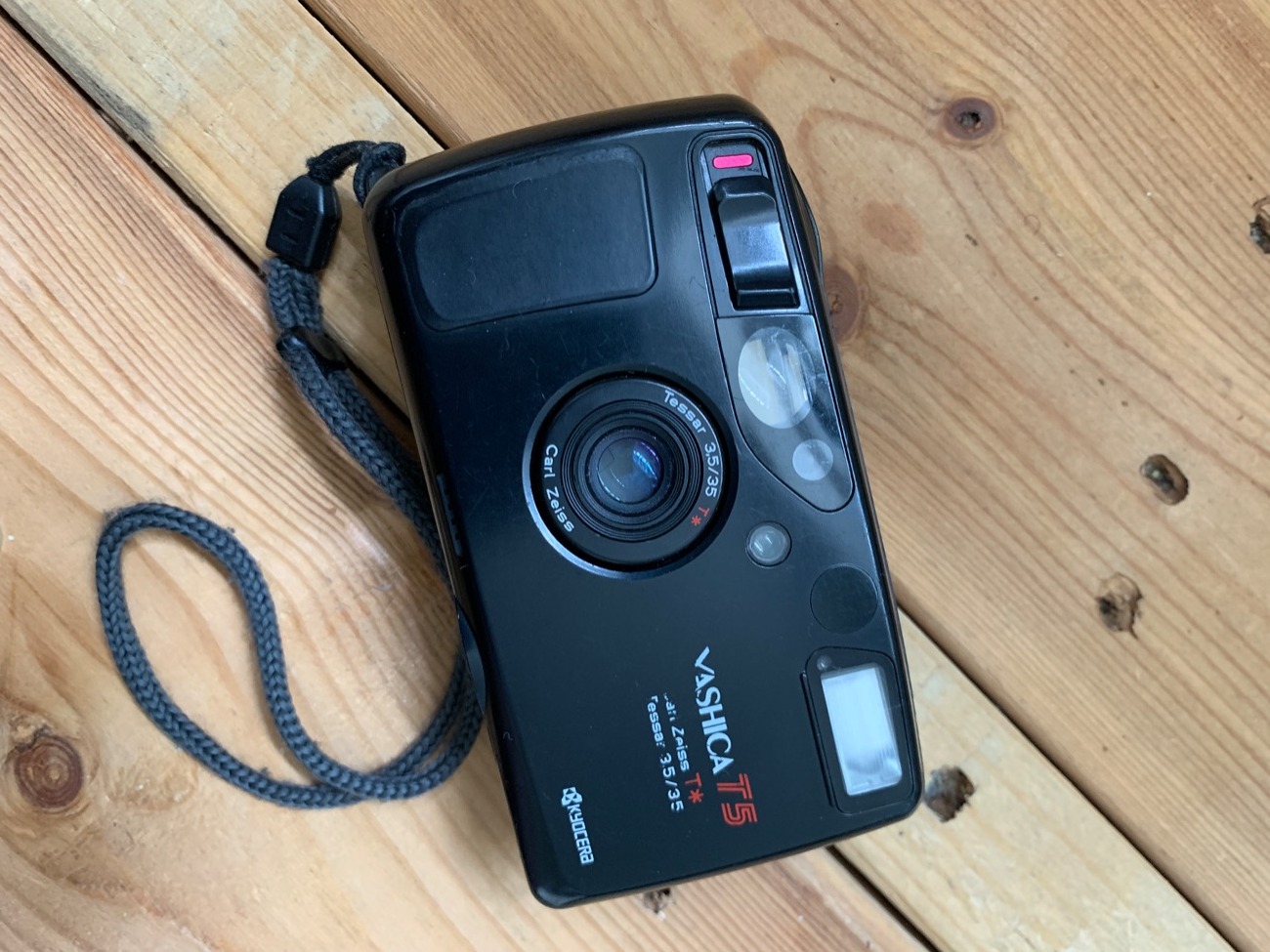 Yashica t5
