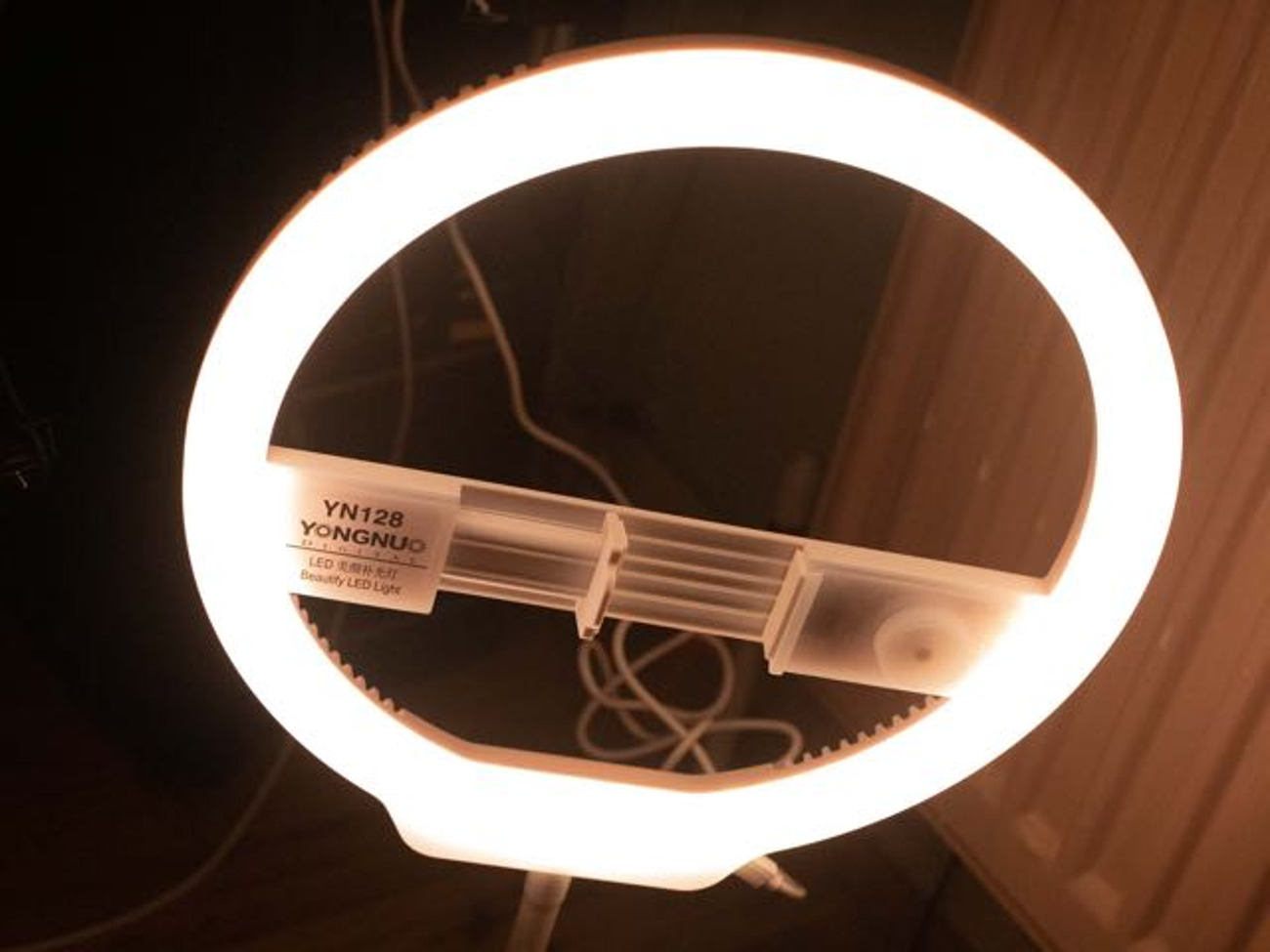 Yong nuo led lighting