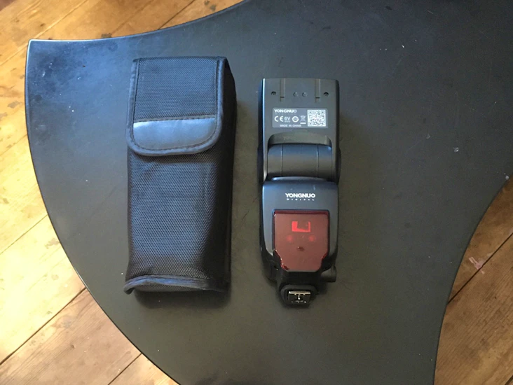 Yongnuo speedlite yn660
