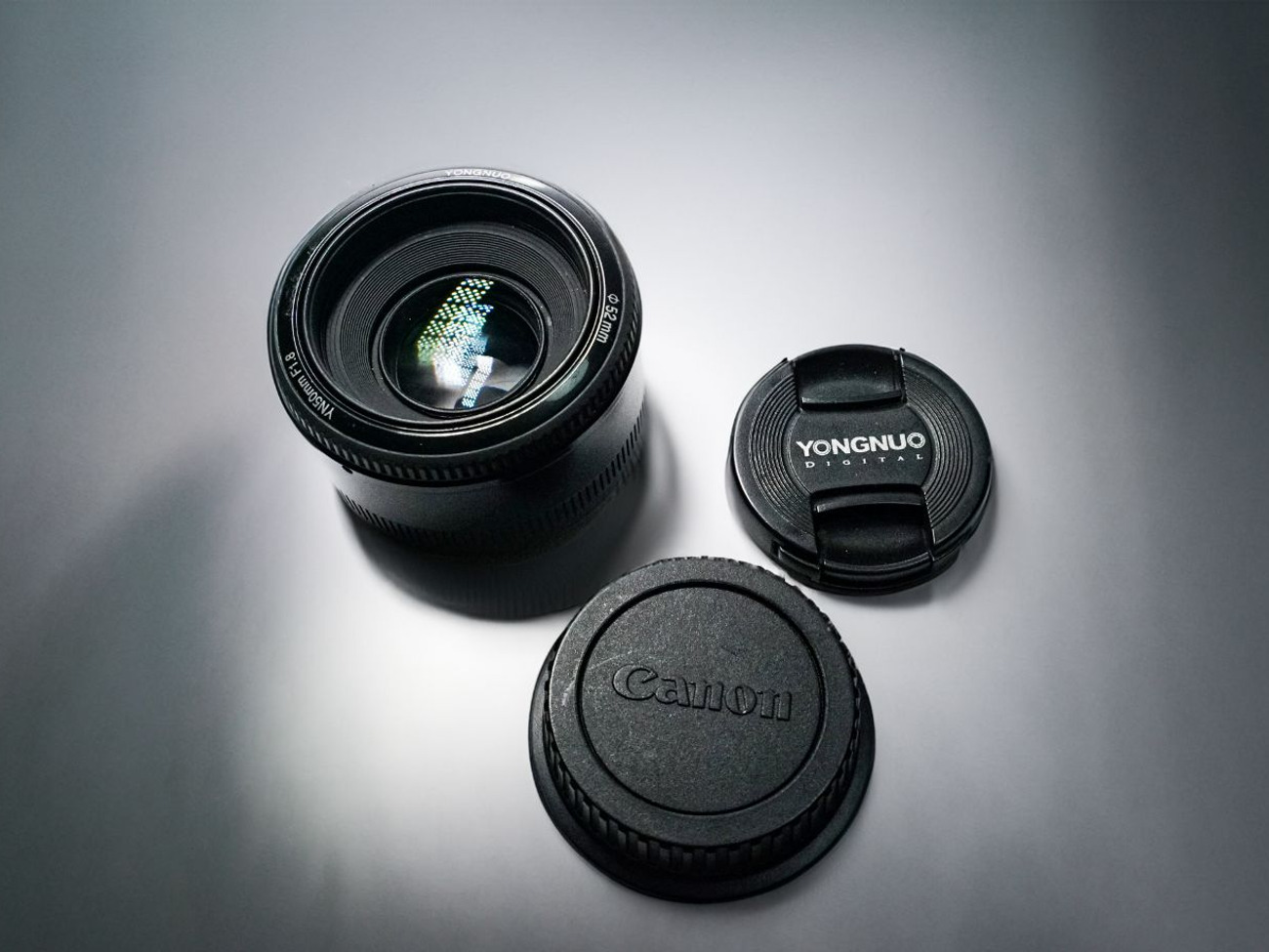 Yongnuo yn 50mm f/1.8n + 52 mm variable nd filter