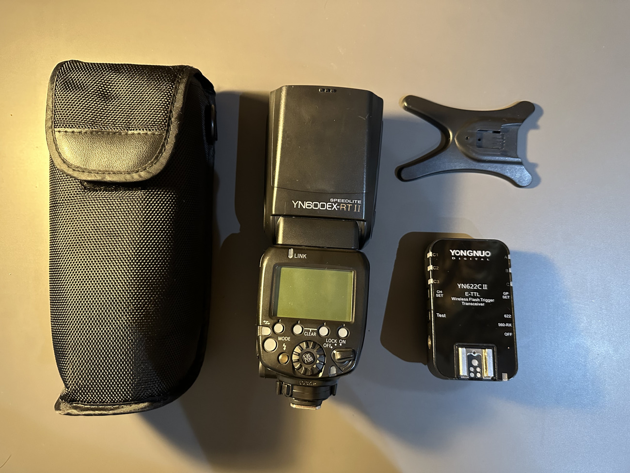 Yongnuo yn600ex-rt ii speedlite with wireless flash trigger 