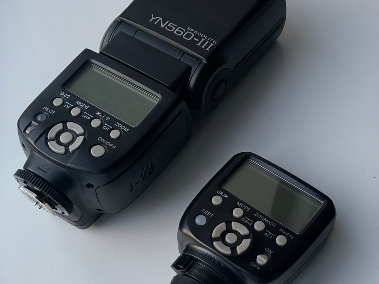 Yonguno yn560-iii flashgun + txii wireless controller